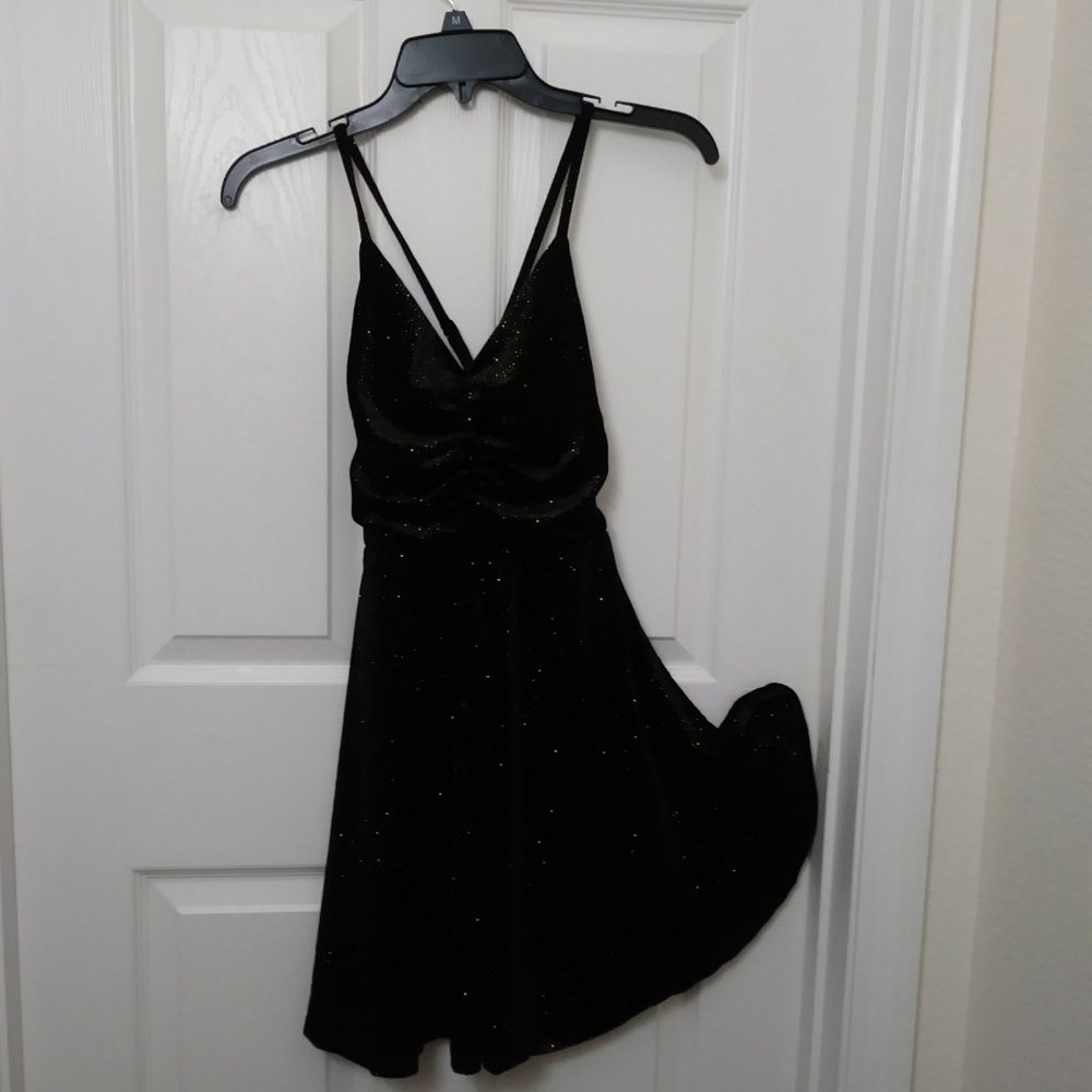 Juniors Black Shimmery Velvet Lace-Up Back Skater Dress - Picture 7 of 12